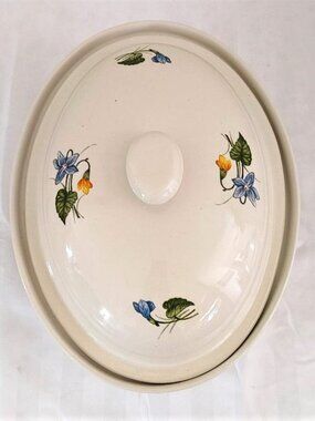 Vintage 2 Qt. Covered Oval Casserole Botanical Floral Baking/Serving #7806 USA